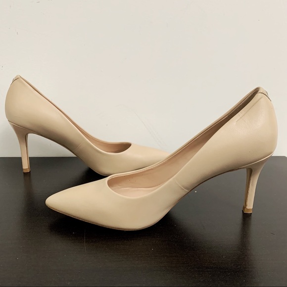 Aldo Nude Heels - Picture 4 of 12